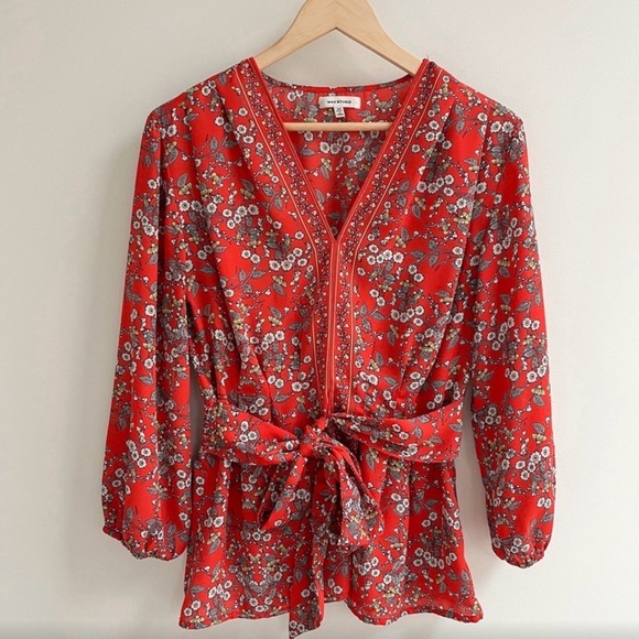 Max Studio Tops - Max studio chiffon belted v neck floral blouse red M